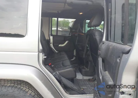 2013 Jeep Wrangler Unlimited Sahara из США, поврежденный, VIN 1C4BJWEG5DL604517